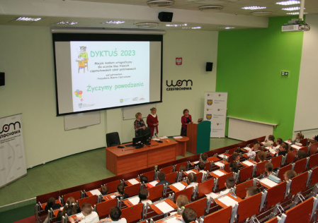 1 Powitanie zgromadzonych przez dyrekcję biblioteki