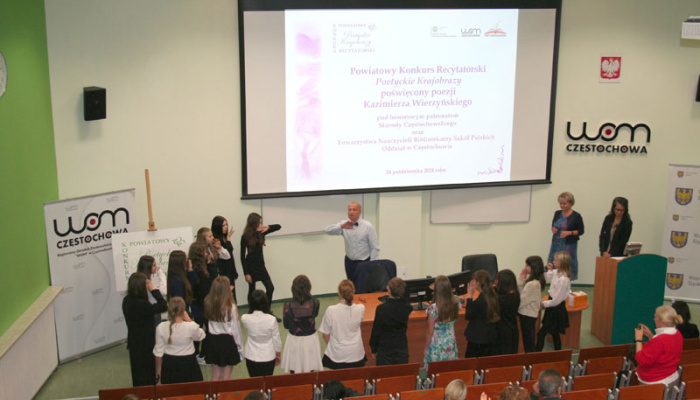Powiatowy Konkurs Recytatorski Poetyckie Krajobrazy poświęcony poezji Kazimierza Wierzyńskiego