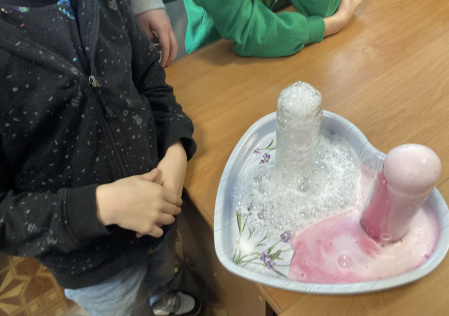 6 Eksperyment magiczna lawa