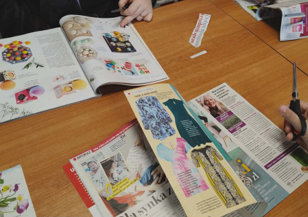 7 Uczniowie podczas pracy