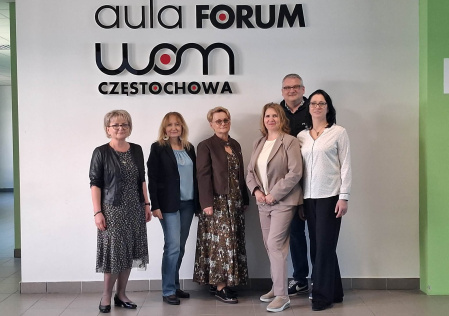 4 Dyrektor biblioteki, organizatorzy, jury konkursu