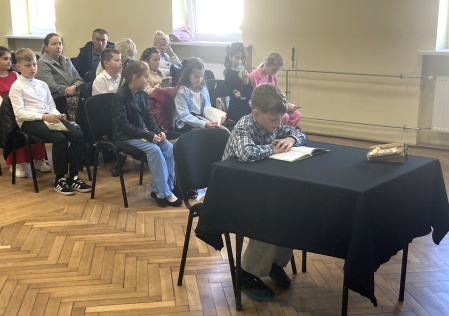 5 Uczeń Szkoły Podstawowej w Podlesiu