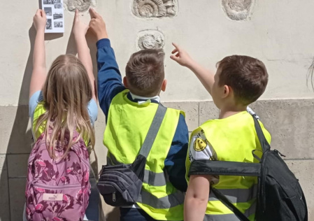 5 Uczestnicy odkrywają ważne miejsca Częstochowy