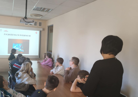 8 Uczestnicy podczas zajęć