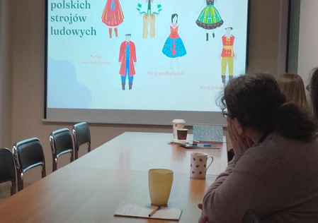 8 Polskie stroje ludowe